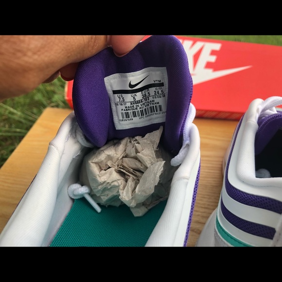 Women's Nike Air Max 97 Ultra '17 SE "Grape" - Picture 6 of 7